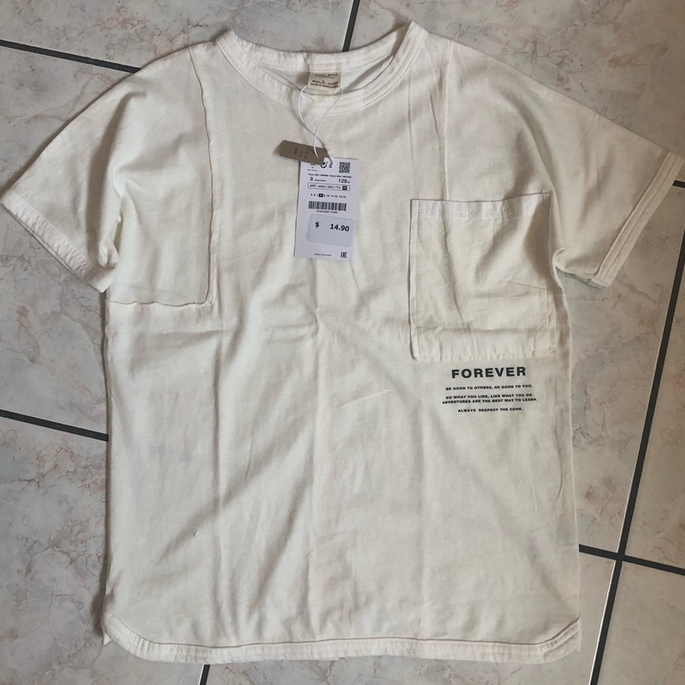 BRAND NEW Zara Boy’s graphic tee !